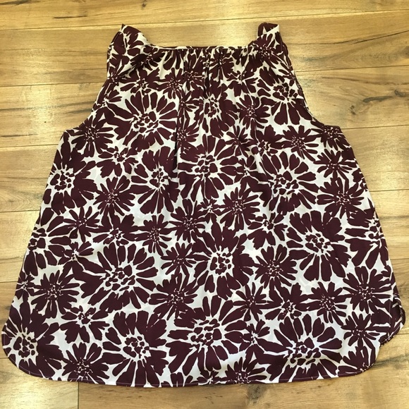 Ann Taylor Loft Maroon Flowered Sleeveless Blouse - Picture 4 of 4